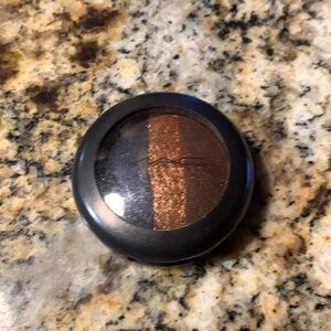 Mac Trio eyeshadow Brand new